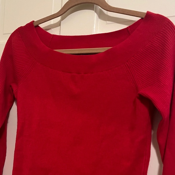 GAP Vibrant Red Ribbed Knit Off the Shoulder Sweater Top - Picture 7 of 10